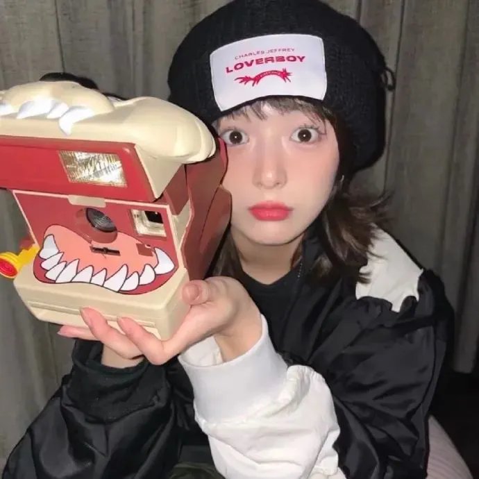 吓吓笑封面